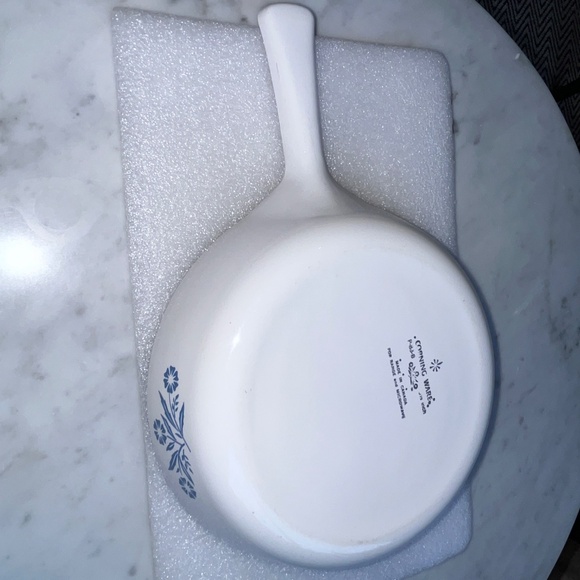 Corning Ware 6.5 inch very small saucepan or egg fryer. - Picture 8 of 11